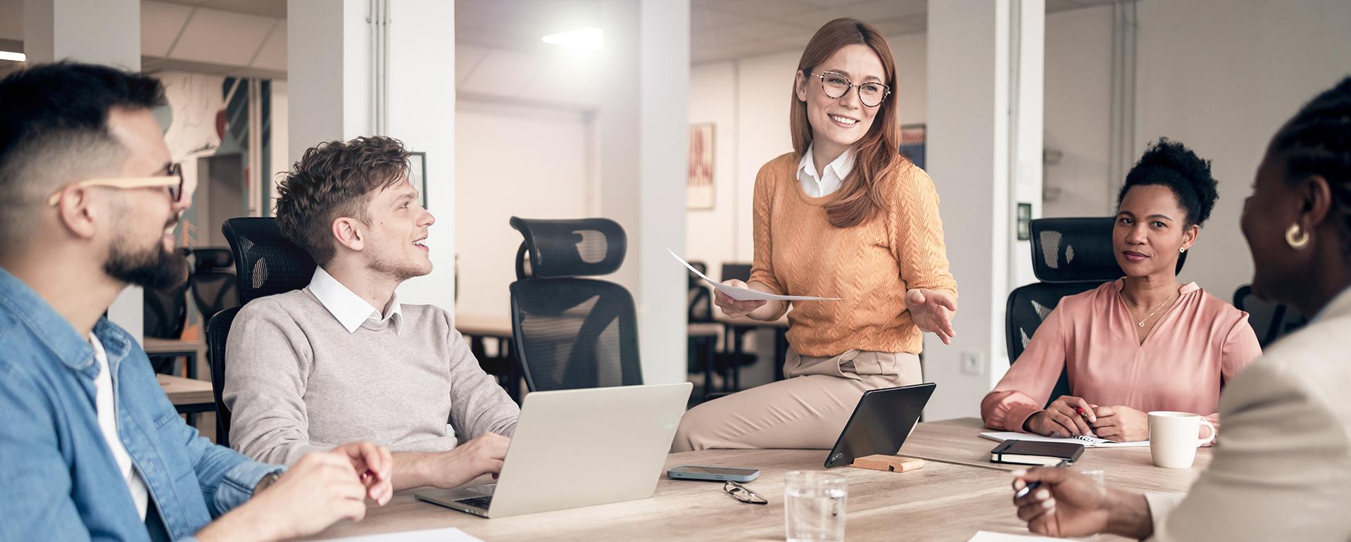 Praktikanten im Büro
